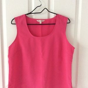 Two Travel Smith, Sleeveless Shell, LP